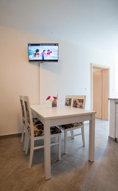 Rujno Apartments Starigrad Paklenica Værelse billede